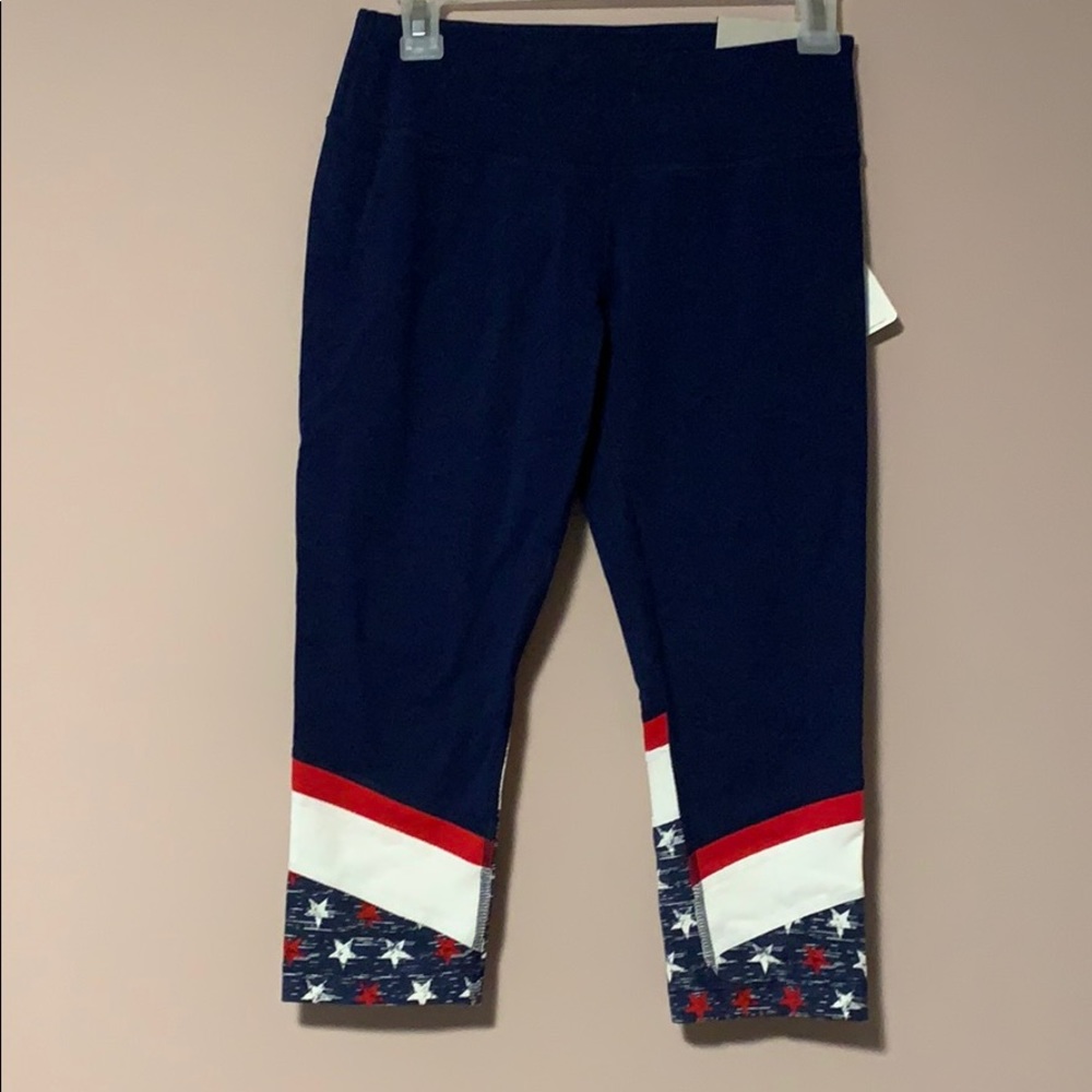 NWT women’s Reebok workout capris.